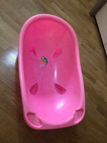 Manejlər: Uşaq vannası
83 sm — 2