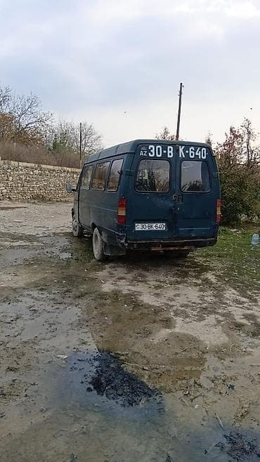 Qazel 2705 tipli yük/sərnişin mikroavtobusu - Kuzov: yüksək tavanlı