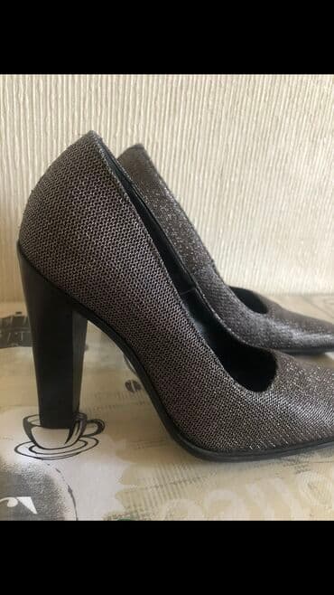 женские золотистые туфли: Туфли, Размер: 35.5, цвет - Серебристый, Б/у — 4