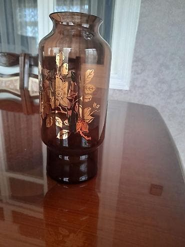 Bir vaza, Bogem şüşəsi