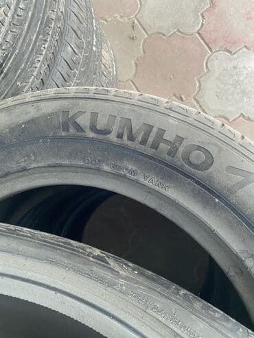 təkər type 0: İşlənmiş Şin Kumho 235 / 60 / R 18 — 3