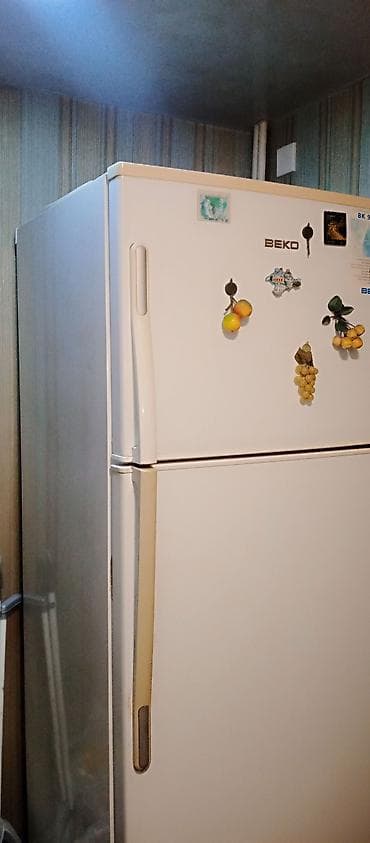 samsung fold 7: Beko BK 9550 NF iki qapılı soyuducu - Ümumi həcmi (brüt): 575 litr - — 2
