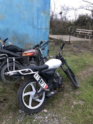 Alfa Romeo: Moped/motosiklet – custom yığma, şəhər və kənd yolları üçün sadə və — 2