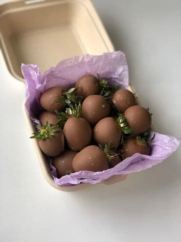 oglan üçün tort sekilleri instagram: Şokoladla örtülmüş təzə çiyələklər, xüsusi günləriniz üçün ideal — 2