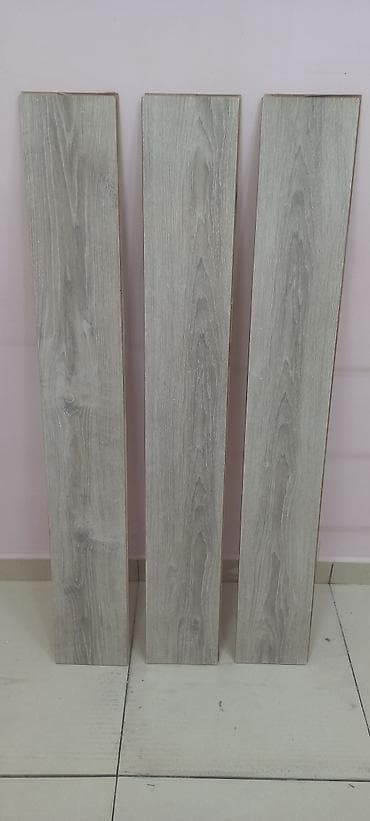 Ağac fakturalı laminant boz reng usden cixma yaxshi veziyyetdedi 9 — 1