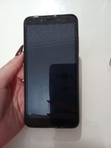 купить бу iphone 8 plus: Redmi 6, 32 ГБ, цвет - Черный, Две SIM карты — 3