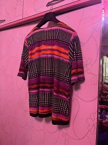 Cox Az geyinilmis Boyuk beden yupka kofta desti