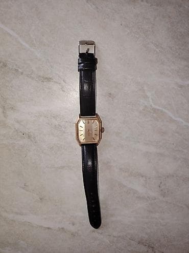 Qol saatı, Luch, rəng - Qızılı