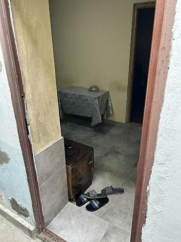 keşlə evlər: 1 otaqlı mənzil – mətbəx/studiya tipli giriş sahəsi və yataq otağı — 9