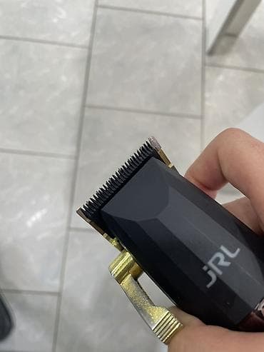 ikinci el iphone 11 128: Saç qırxan maşın — 4