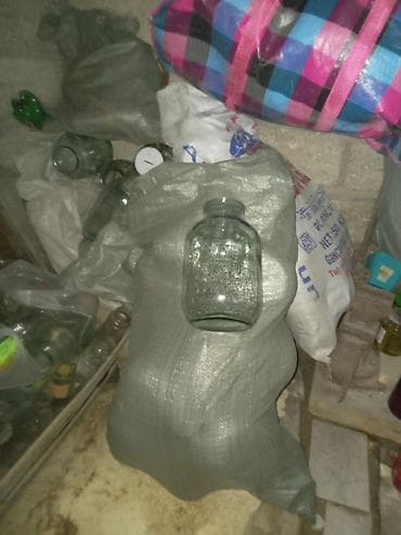 Şüşə bankalar dəsti 20 dənə var - Material: qalın, şəffaf şüşə - Həcm