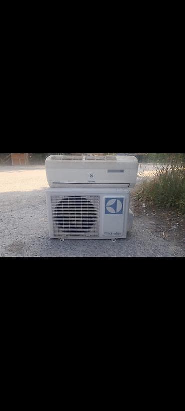 kandisoner: 35kv elektrolux kondisioner qazi icinde var. Yuyulub. Tam islek — 1