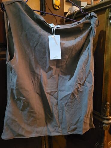 MNG brendinin qadın köynəyi/topu - Rəng: tünd boz - Model: qolsuz