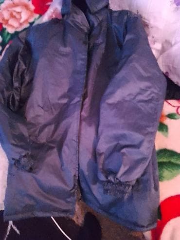 Təzədir.ici sırıqli papaqlı əla bir balonka kurtka. qiymətindən iki lalafo.az -da Təzədir.ici sırıqli papaqlı əla bir balonka kurtka. qiymətindən iki