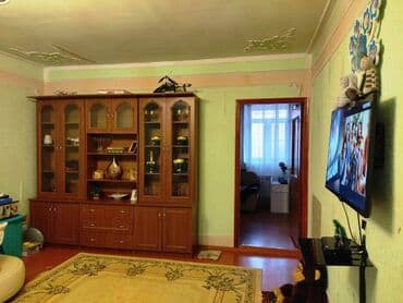 kirdite evler: Bülbülə qəs. 7 otaqlı, 340 kv. m, Orta təmir — 2