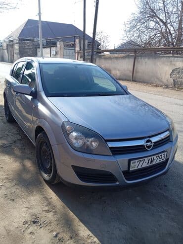 avtomat sürət qutusu: Opel Astra H hatchback - Kuzov: 5 qapılı hatchback, gümüşü rəng - — 8