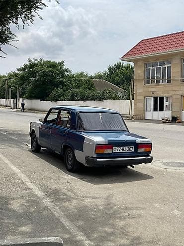 avto aksesuarlar topdan satis: VAZ (LADA) 2107: 1.4 l | 2000 il 50000 km Sedan — 2