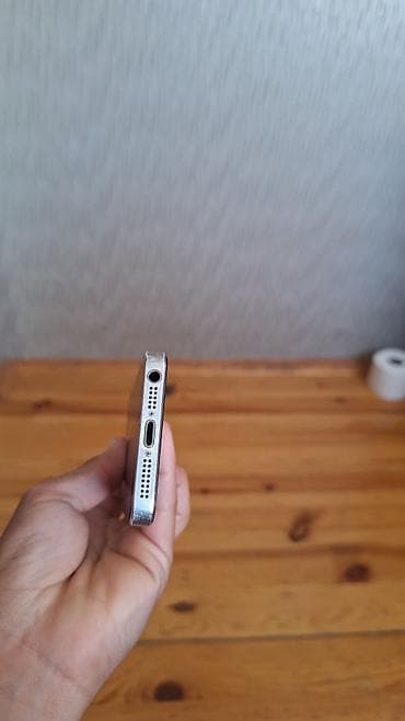 alfa electronics: IPhone 5s, 32 GB, Gümüşü, Barmaq izi — 5