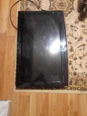 5 1 səs: Televizor Samsung LCD 32" — 3