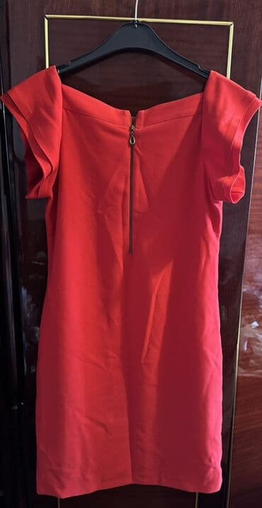 i̇ncə donlar: Heri bir paltar 10 azn,maraqlananlar etrafli sekil gonderilecekQadın — 6