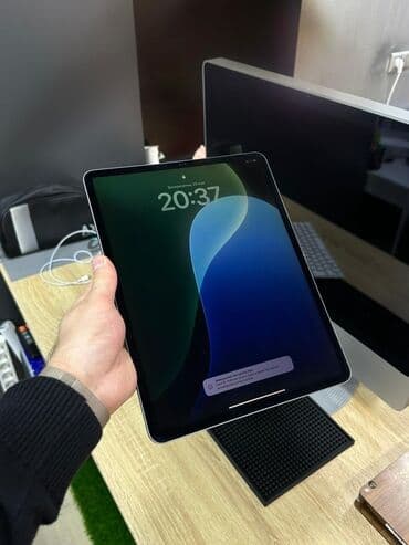 ipad klaviatura: İşlənmiş Apple iPad Pro, 12,9", 256 GB, Ünvandan götürmə, Rayonlara çatdırılma — 1