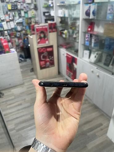 telefin: Samsung Galaxy A10, 32 GB, rəng - Qara, İki sim kartlı — 3