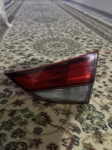 masa və stul: Qalloqen, Hyundai 2014 il, Orijinal, İşlənmiş — 2