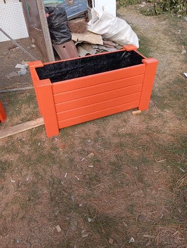 taxtadan gul qablari: Gül qabları taxtda — 2