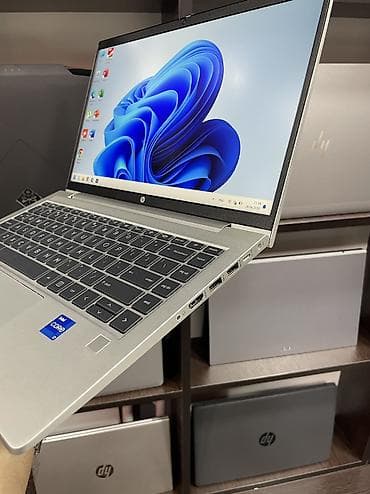 probook: HP ProBook, 14 ", Intel Core i7, 256 GB — 3
