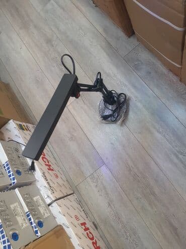 Məişət kimyəvi maddələri: Stol üstü lampa,Lidan, Stolun kənarina rahat şəkilda bağlanir, Rangi — 8