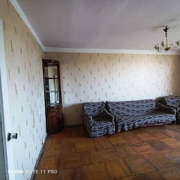 9 ci mikrorayon satilan evler: Bakı, 3 otaqlı, Köhnə tikili, m. Əhmədli, 95 kv. m — 4