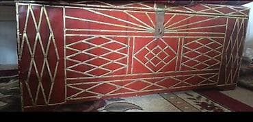 Ağır taxta sandıq – əl işi dekorativ elementlərlə - Material: qalın