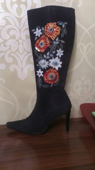 qadin botlari: Ölçü: 38, rəng - Qara, İşlənmiş — 1