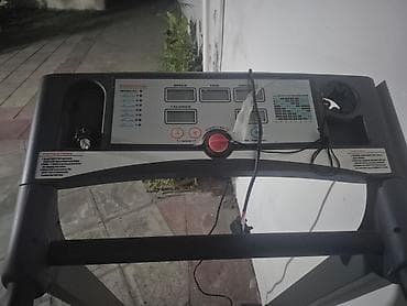 Digər idman və istirahət malları: Qaçış trenajoru (elektrikli) - İdarəetmə paneli: sürət, zaman, məsafə — 1