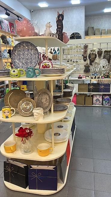 Təcili saglamlıqla baglı ziyanına çox gözəl küçədə yerləşən biznes — 2