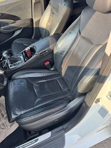 Коммерческий транспорт: Hyundai Grandeur: 2.2 л | Седан — 9