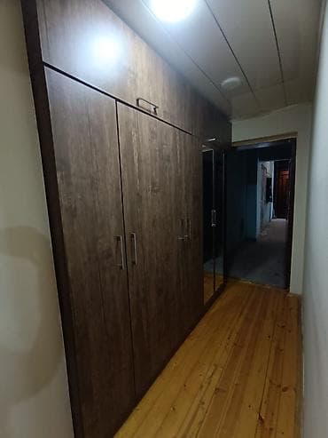 *350azn* dolab satılır Ünvan Abşeron Gənclər