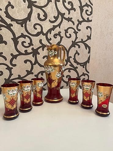 Bohemia üslublu qızılı-bordo şüşə süfrə dəsti - Tərkibi: 1 ədəd