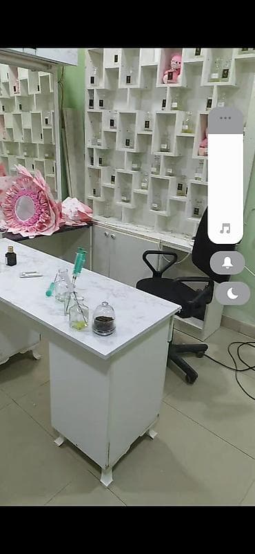 termal corab: Parfüm hazırlama dəsti və aksesuarları Məhsulun tərkibi: tecili — 4