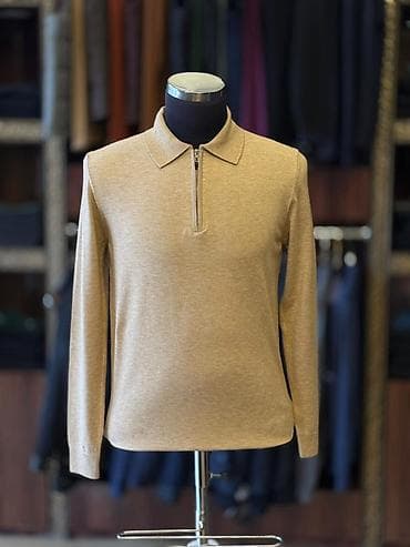 triko: Bej rəngli kişi polo sviter - Model: uzunqol, polo yaxalı - Yaxa — 1