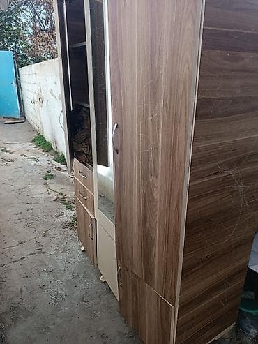 plastik utusu: Mebel dəsti – yumşaq kreslo və qarderob şkafı - Yumşaq kreslo — 3