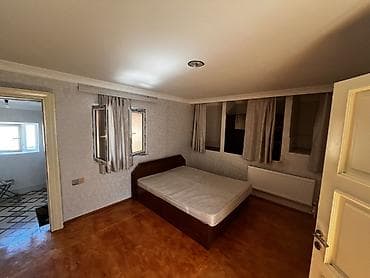 lenkeranda satilan evler 2022: Bakı şəhəri, Səbail (Bayıl) 1otaqlı yeni təmirli studiya həyət evi — 9