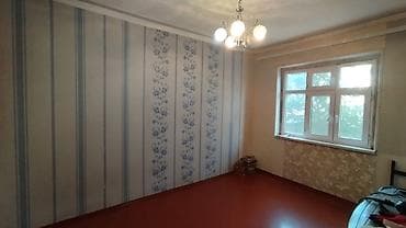 sumqayitda ev: 47-ci məhəllə, 9/2 3 otaqlı Kiev layihəsi (2 otağı verilir). Mənzil — 7