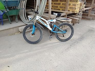 hybrid velosipedi: START brendi dağ velosipedi - Çərçivə: yüngül alaşımlı, amortizatorlu — 1