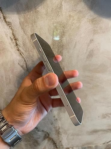 philips xenium 9@9d: IPhone 13, 128 GB, White Titanium, Barmaq izi, Face ID — 4