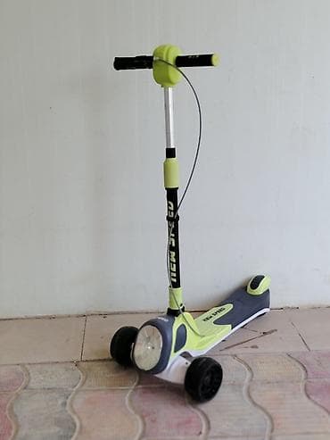 Uşaq skuteri – 3 təkərli, LED ön işıqlı - Model üzərində “NEW SPEED” lalafo.az -da Uşaq skuteri – 3 təkərli, LED ön işıqlı - Model üzərində “NEW SPEED”