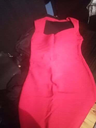 коктейльные платья в баку: Cox maraqli paltar al qirmizi tel solqun cekir sorry rezin karset kimi — 3