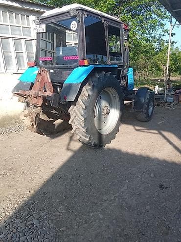 qazel radiatoru: Belarus 892 traktor - Marka/model: Belarus 892 (ön paneldə və kapotda — 5