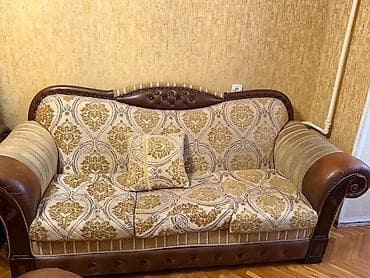 Мебель: Tecili satılır işlenmiş mebellerdi. Heç bir qırığı yoxdu 1 eded 3- lü — 9