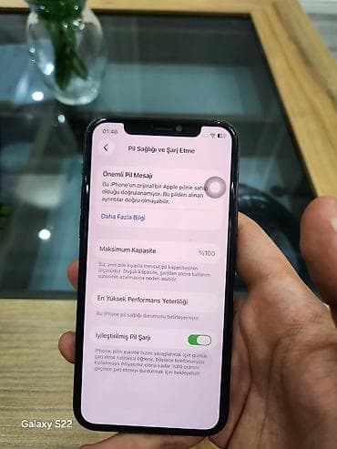 usb kabel iphone: IPhone 11 Pro, Matte Midnight Green, Simsiz şarj — 3